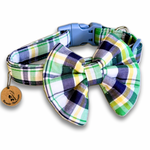 Large bow tie collar